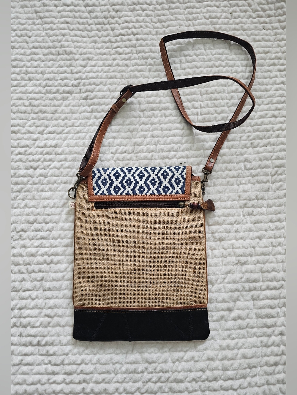 Vann & Co Small Woven Crossbodt - Picture 2 of 5